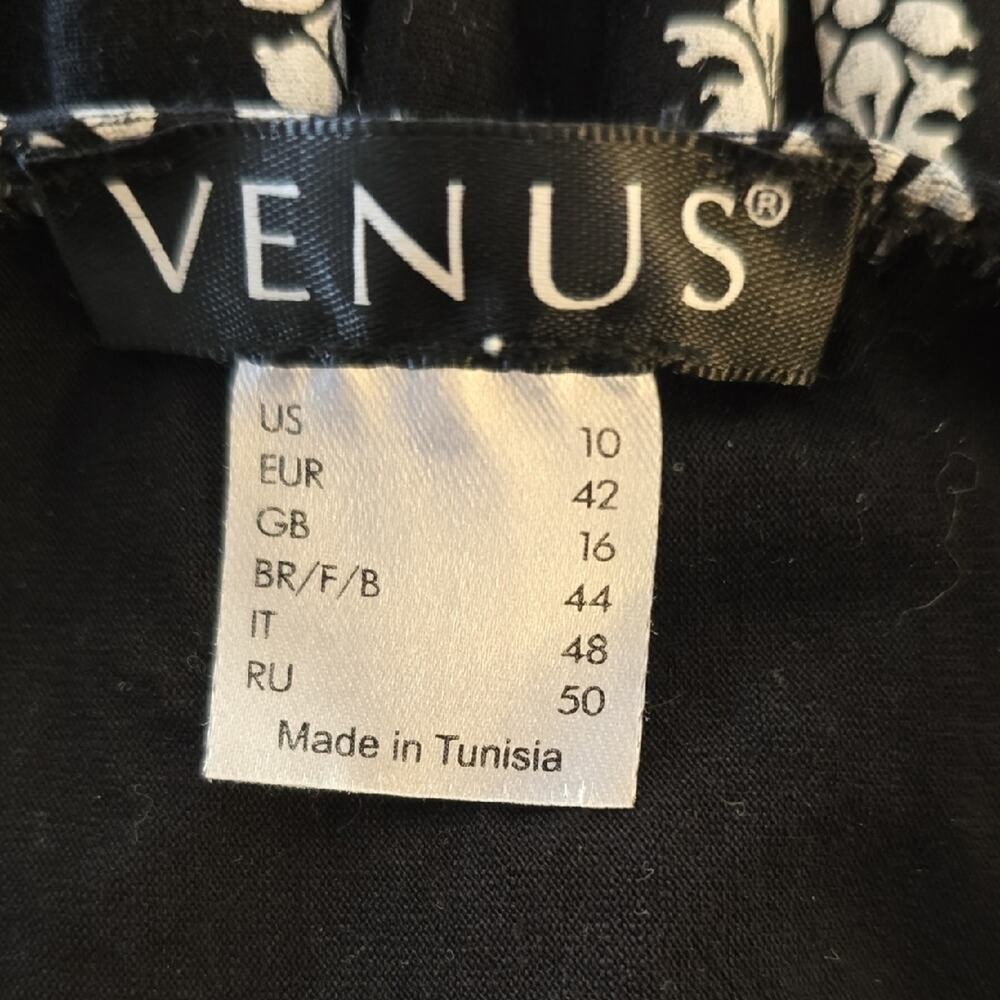 VENUS Black and White Patterned Maxi Dress - Picture 6 of 8